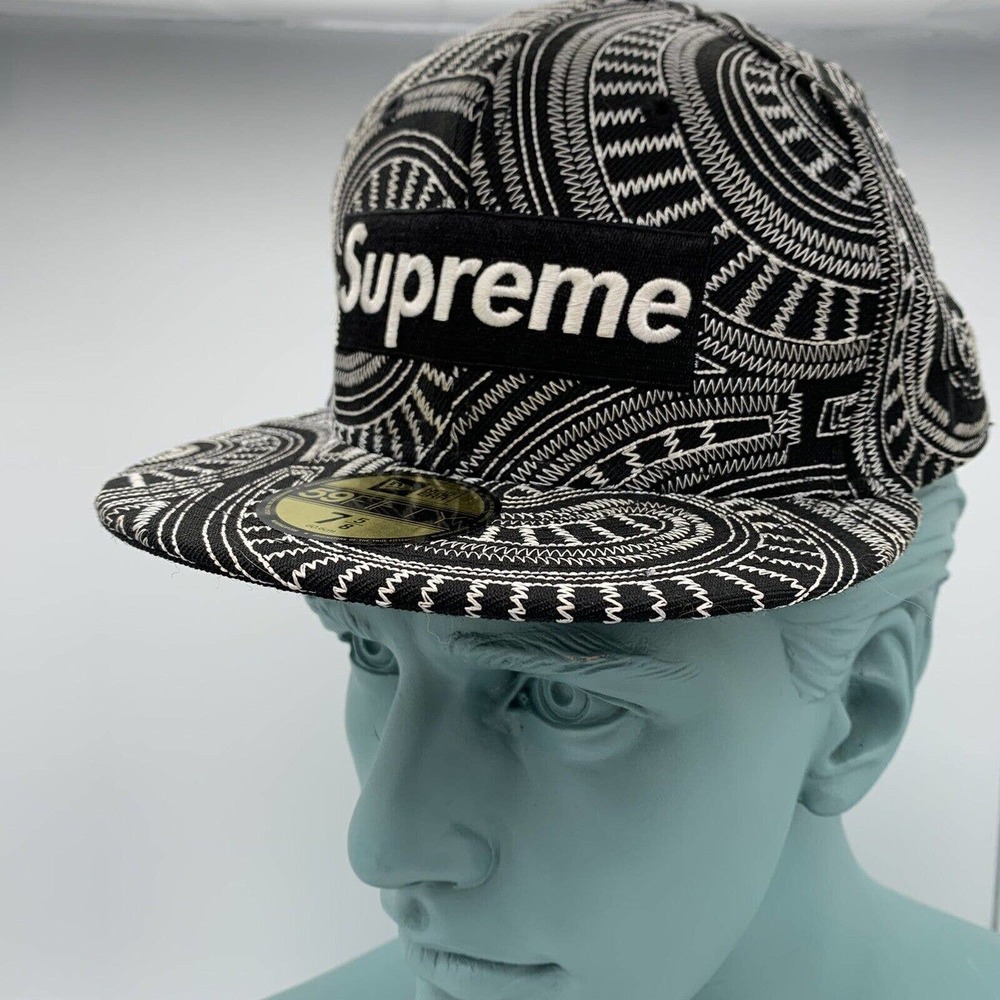 Supreme New Era Uptown Box Logo Black 7 5/8